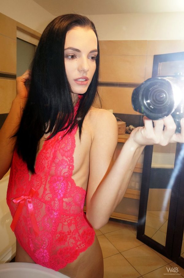 Карина, 25